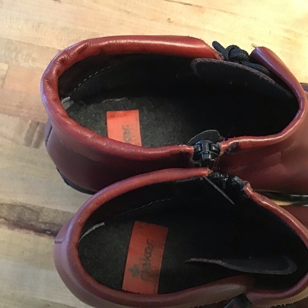 Rieker western style booties with side zippers and faux lacing 2”heels 38/7- 7.5 - Picture 3 of 11
